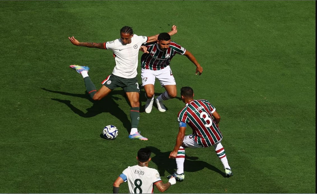 João Pedro do Chelsea não comemora o gol contra o Fluminense na semifinal do Mundial de Clubes